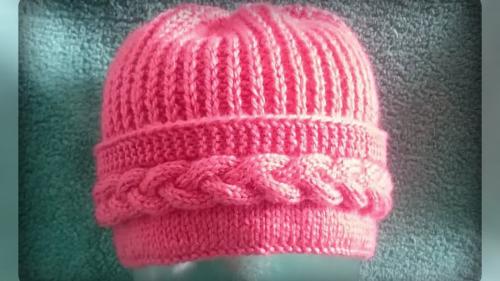 Шапка и варежки объемные КОСЫ спицами. 18 моделей женских шапок вязаных спицами косами со схемами, описанием и видео мк