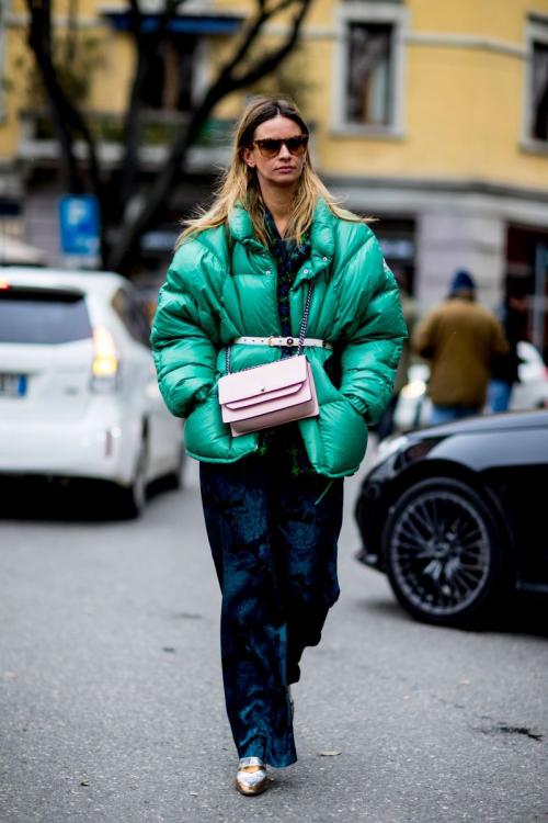 Модные куртки зима 2022. Куртки для молодых и энергичных