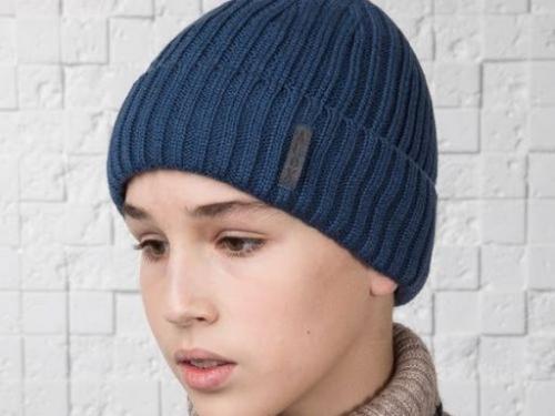 Модные шапки 2023 мужские. Молодежные шапки для парней 2023. Фото