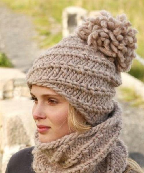 Шапка спицами из толстой пряжи без отворота. Шапка из толстой пряжи спицами