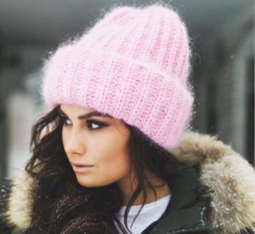 Вязание шапок спицами схемы современные модели. Модные вязаные шапки спицами в 2022-2023 году: виды, схемы и описание