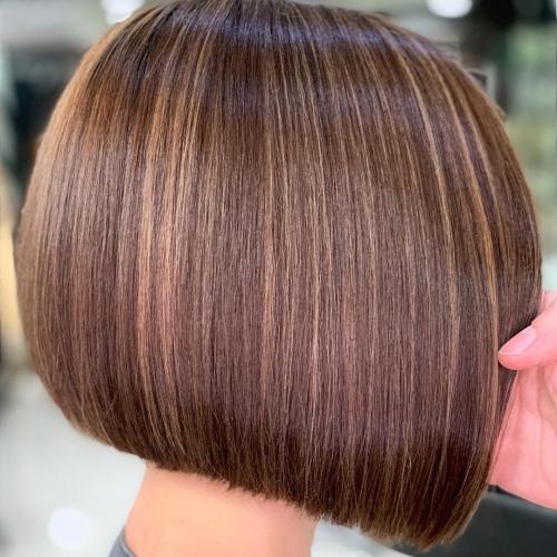 Какие продукты для волос рекомендуются для окрашивания коротких волос в 2025 году. Модные техники окрашивания на короткие волосы