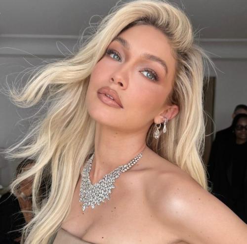 Какие способы окрашивания коротких волос будут наиболее эффективными в 2025 году. Тренды окрашивания волос осенью 2025 года: как выбрать модный цвет