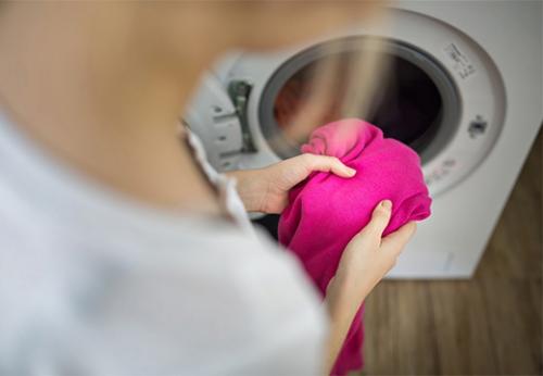 Как вернуть форму растянувшейся вещи. Как восстановить прежнюю форму свитера, если он растянулся