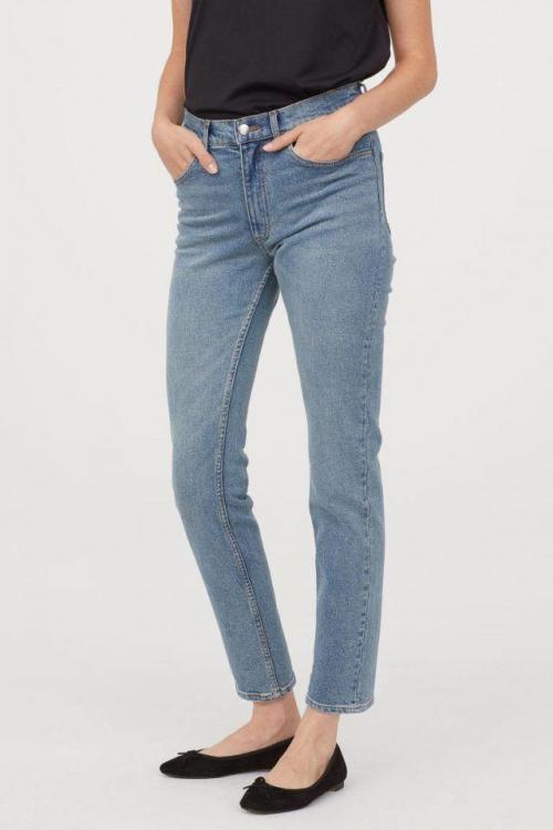 Какие основные преимущества широких джинсов для женщин. Силуэт джинсов