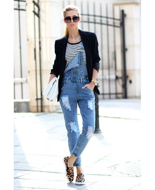 Удобные и стильные: как выбрать женские джинсы с отворотами в интернет-магазине 02