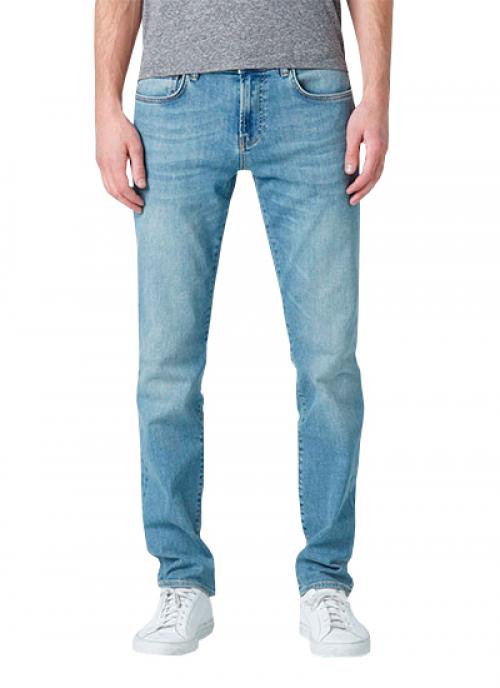 Широкие джинсы: модный и комфортный выбор для женщин 22 Широкие джинсы: модный и комфортный выбор для женщин 22