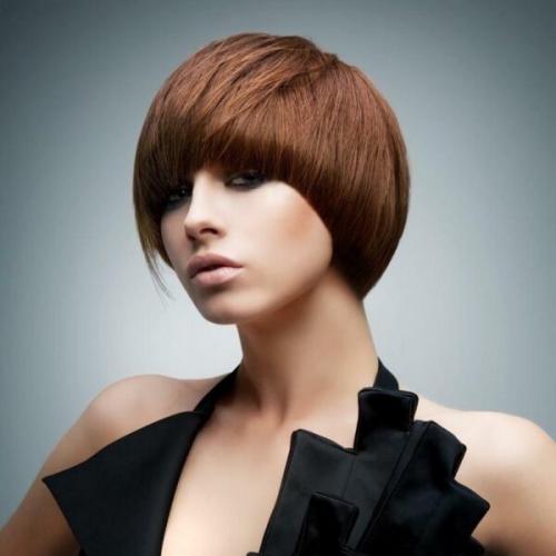 34 самые модные женские стрижки в 2022 году. Самые модные короткие женские стрижки в 2022-2023 году – последние тренды, фото стильных причесок