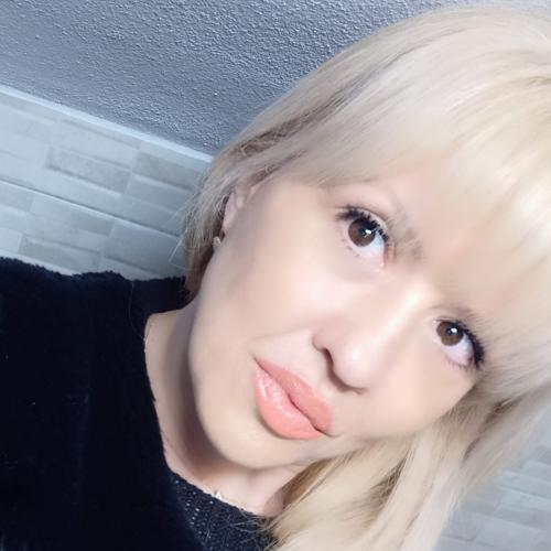 Как подвертывание Джинсов может преобразить ваш образ. Искусство Подвернутых Джинсов