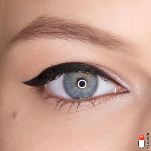 Макияж глаз со стрелками. Макияж со стрелками