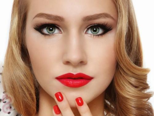 Яркий макияж глаз. Особенности яркого макияжа