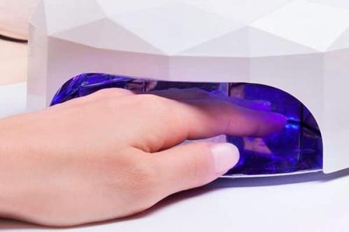 Нужно ли сушить праймер для ногтей. Нужно ли сушить праймер в лампе?