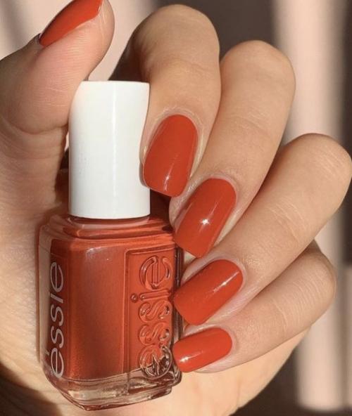 Бескислотный и кислотный праймер для ногтей: в чем разница?